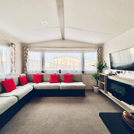Verbjam 6 Berth Caravan Holiday St Osyth クラクトン・オン・シー エクステリア 写真